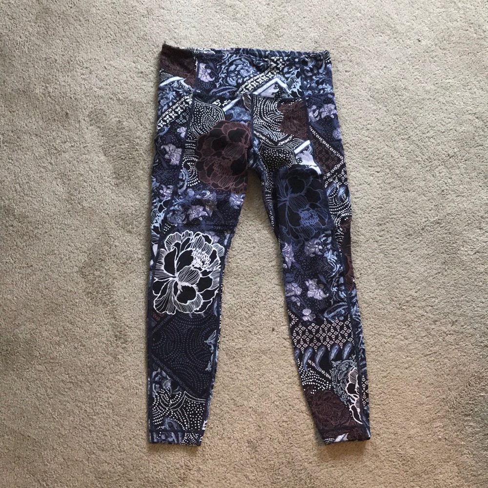 Athleta 7/8 Leggings